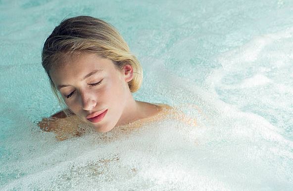 Spa Gonflable Focus Sur 3 Equipements Indispensables Spa Gonflable Focus Sur 3 Equipements Indispensables