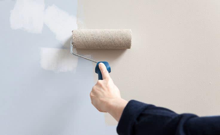 Enduit : comment enduire un mur au rouleau ? - Travaux manuels